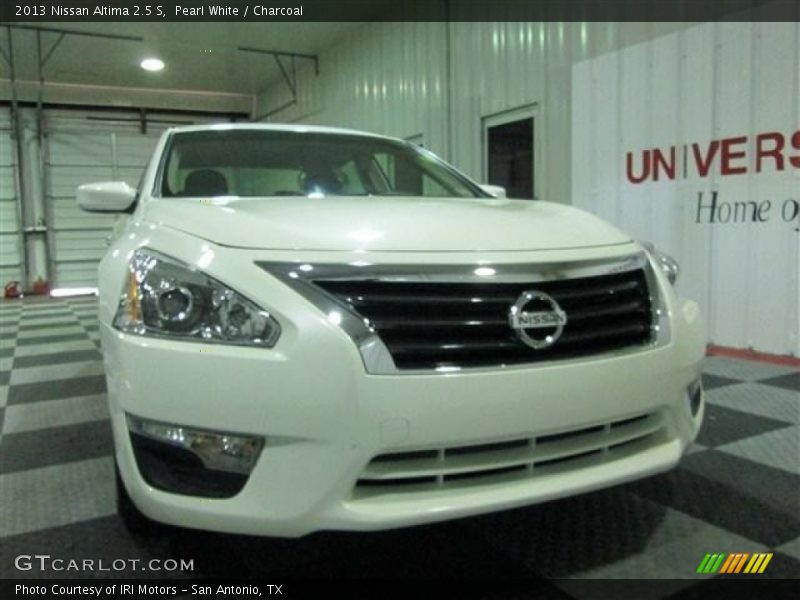 Pearl White / Charcoal 2013 Nissan Altima 2.5 S