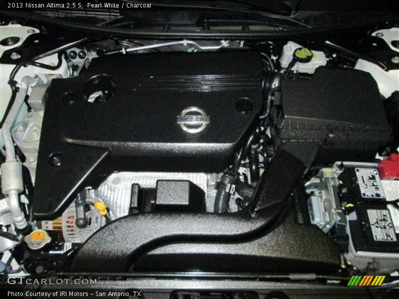 Pearl White / Charcoal 2013 Nissan Altima 2.5 S