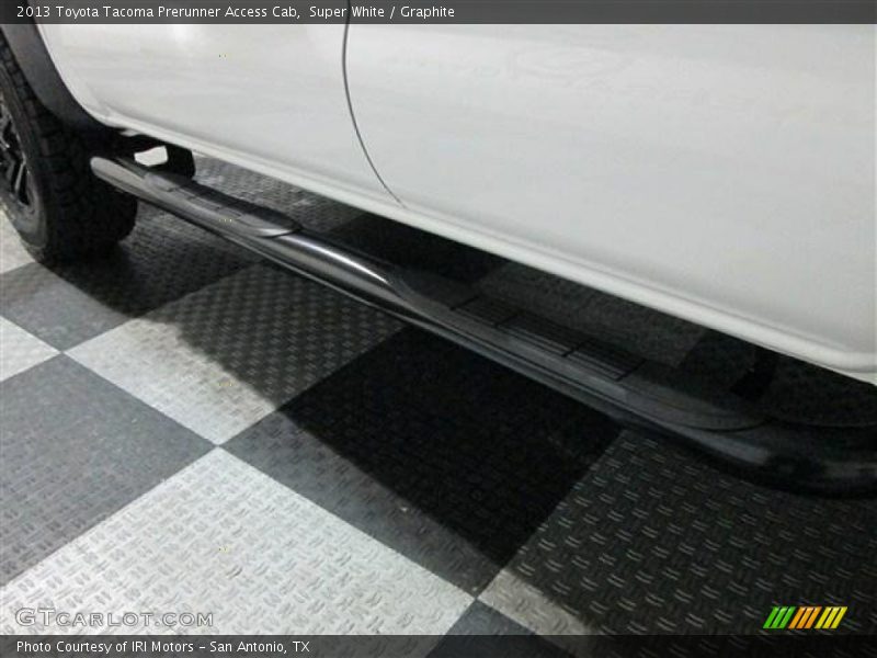 Super White / Graphite 2013 Toyota Tacoma Prerunner Access Cab
