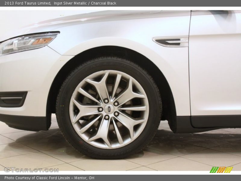 Ingot Silver Metallic / Charcoal Black 2013 Ford Taurus Limited