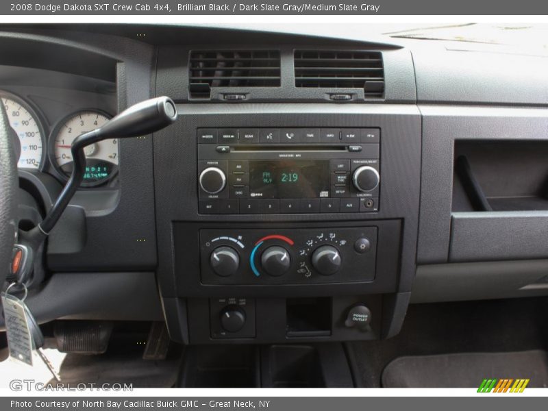 Brilliant Black / Dark Slate Gray/Medium Slate Gray 2008 Dodge Dakota SXT Crew Cab 4x4