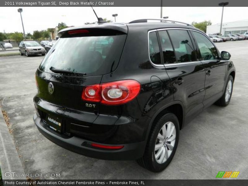Deep Black Metallic / Charcoal 2011 Volkswagen Tiguan SE
