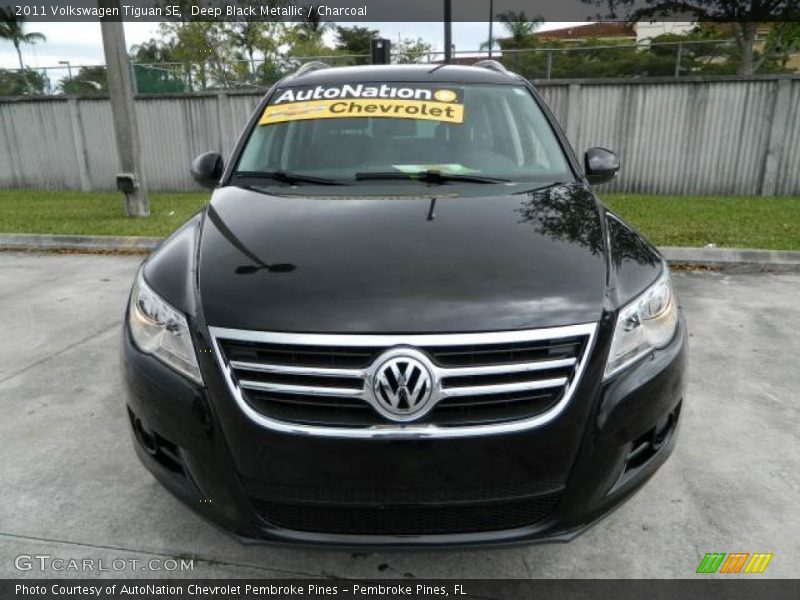 Deep Black Metallic / Charcoal 2011 Volkswagen Tiguan SE