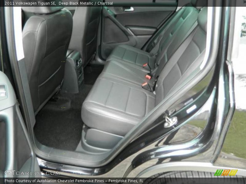 Deep Black Metallic / Charcoal 2011 Volkswagen Tiguan SE