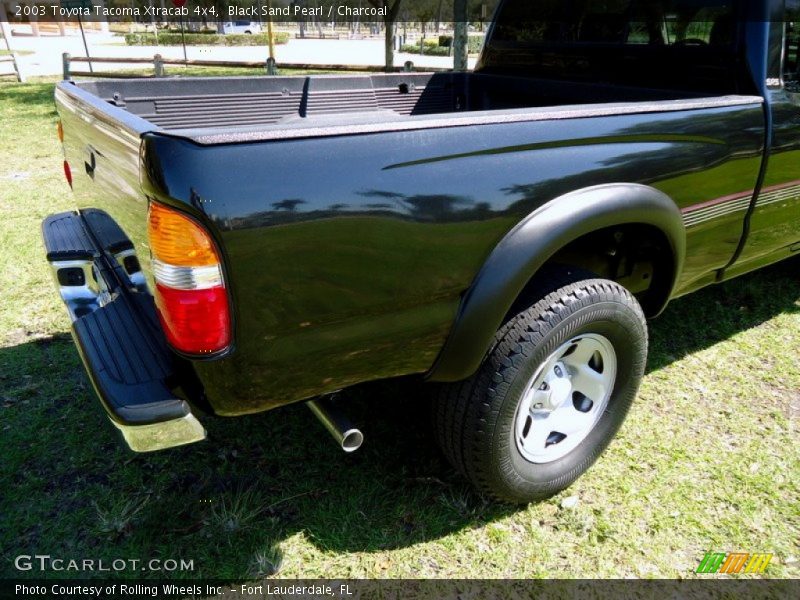 Black Sand Pearl / Charcoal 2003 Toyota Tacoma Xtracab 4x4