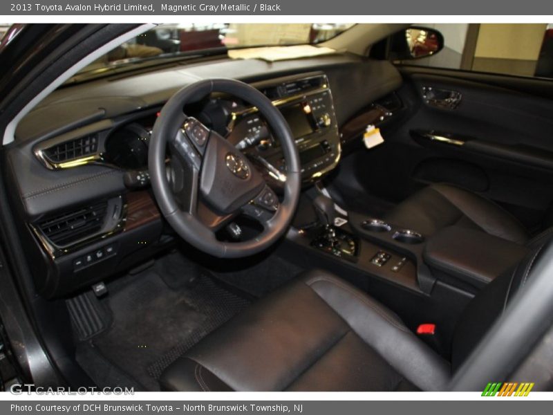 Magnetic Gray Metallic / Black 2013 Toyota Avalon Hybrid Limited