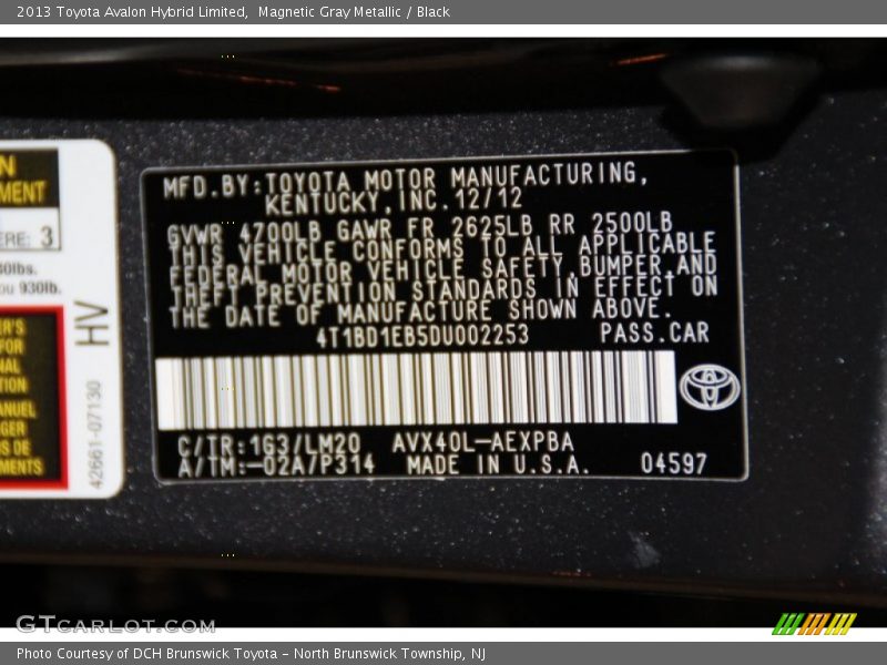 Magnetic Gray Metallic / Black 2013 Toyota Avalon Hybrid Limited