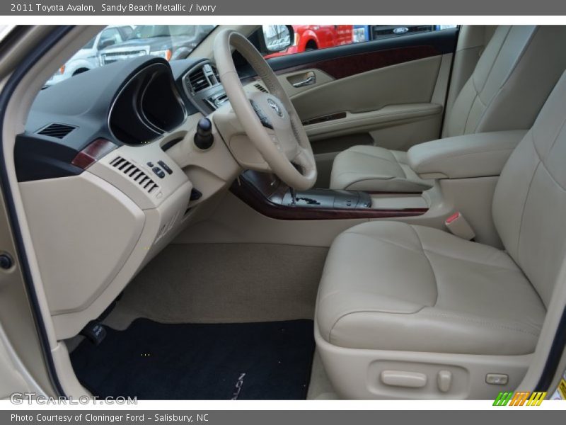 Sandy Beach Metallic / Ivory 2011 Toyota Avalon