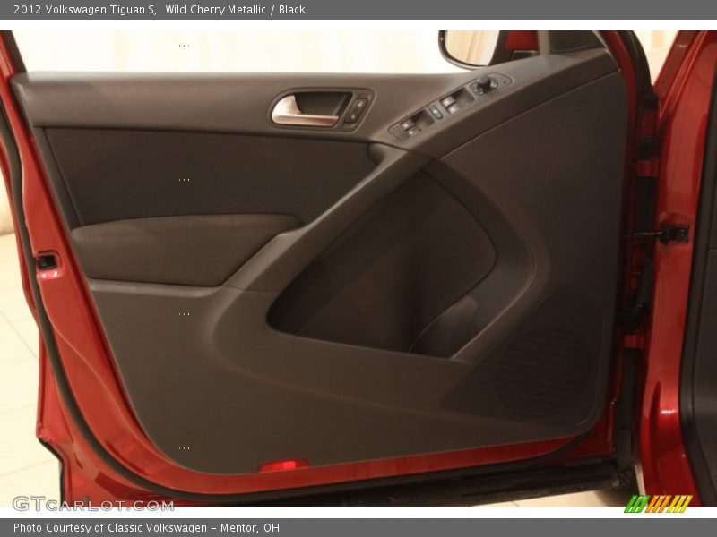 Wild Cherry Metallic / Black 2012 Volkswagen Tiguan S
