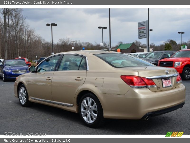 Sandy Beach Metallic / Ivory 2011 Toyota Avalon