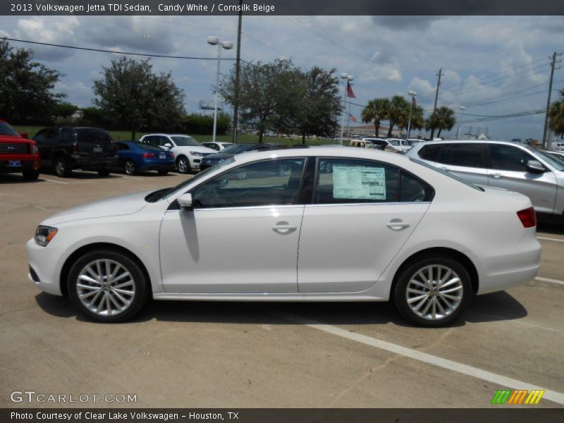 Candy White / Cornsilk Beige 2013 Volkswagen Jetta TDI Sedan