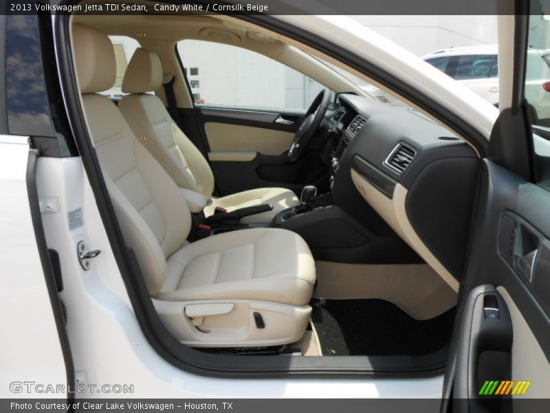 Candy White / Cornsilk Beige 2013 Volkswagen Jetta TDI Sedan