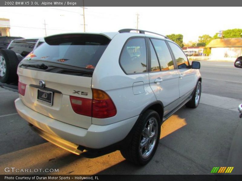 Alpine White / Beige 2002 BMW X5 3.0i