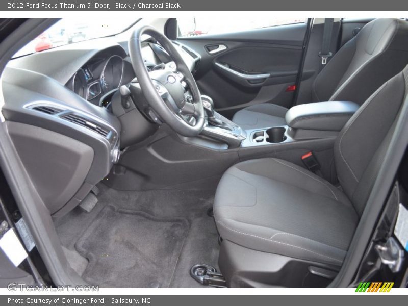 Black / Charcoal Black 2012 Ford Focus Titanium 5-Door