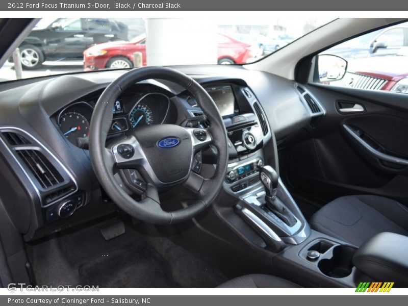 Black / Charcoal Black 2012 Ford Focus Titanium 5-Door