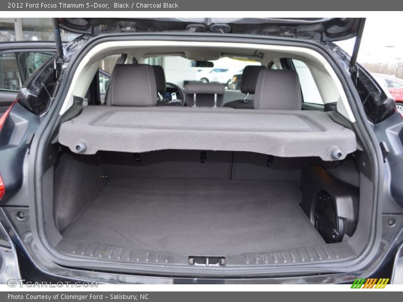 Black / Charcoal Black 2012 Ford Focus Titanium 5-Door