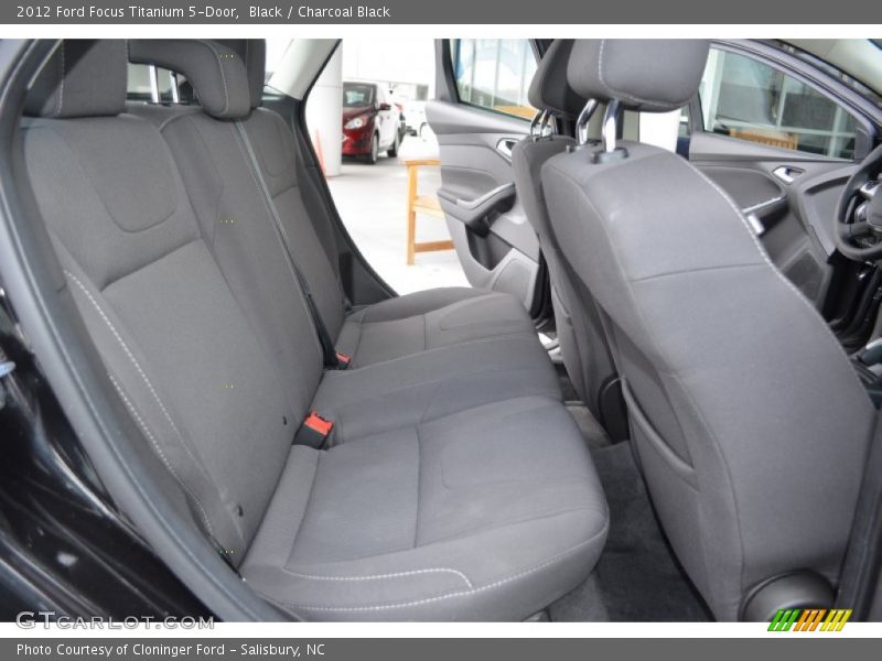 Black / Charcoal Black 2012 Ford Focus Titanium 5-Door