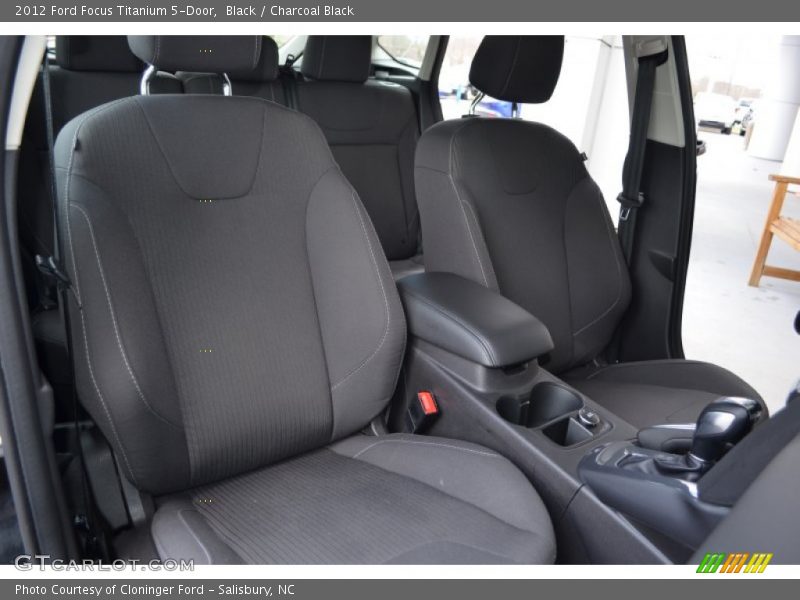 Black / Charcoal Black 2012 Ford Focus Titanium 5-Door