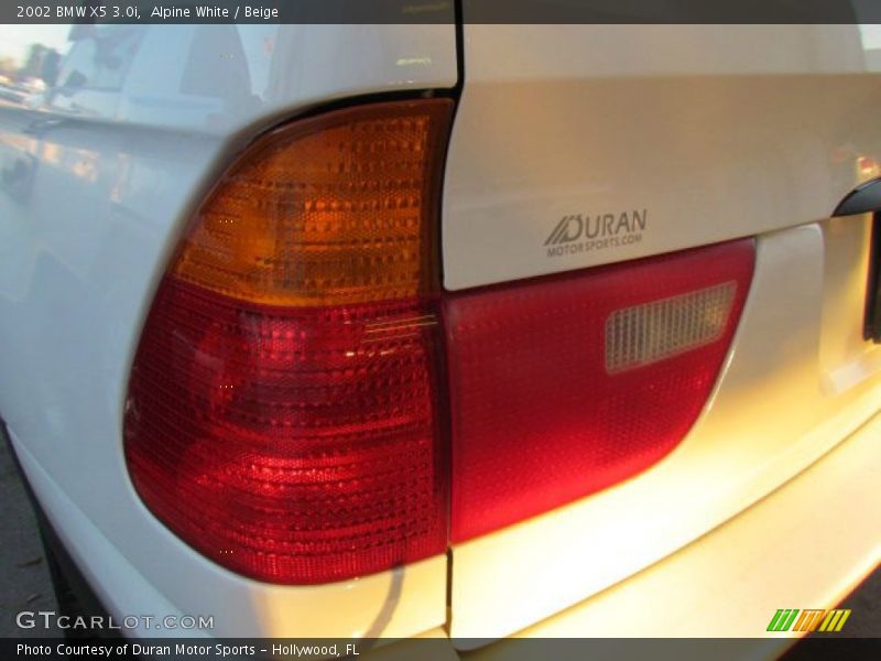 Alpine White / Beige 2002 BMW X5 3.0i
