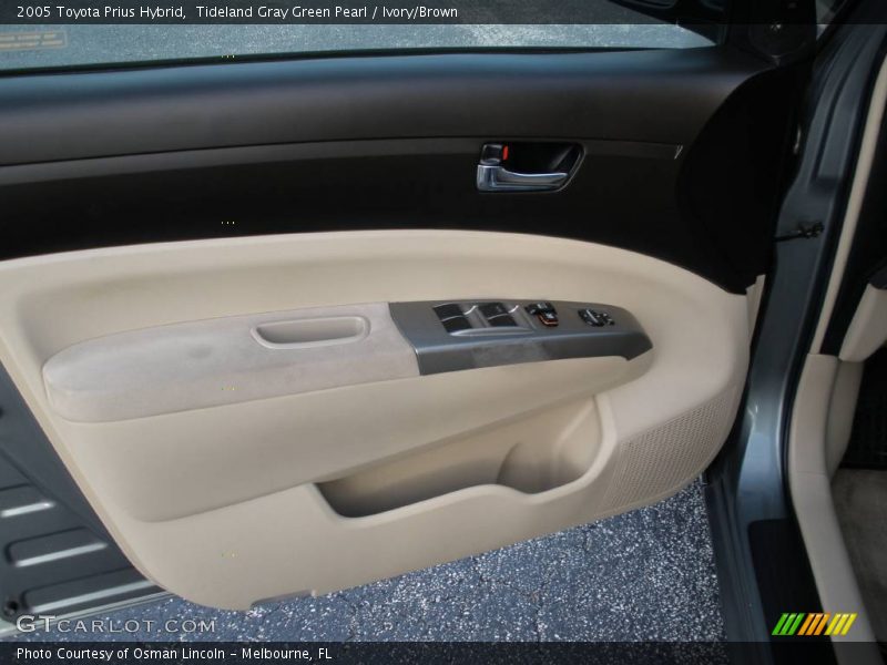 Tideland Gray Green Pearl / Ivory/Brown 2005 Toyota Prius Hybrid