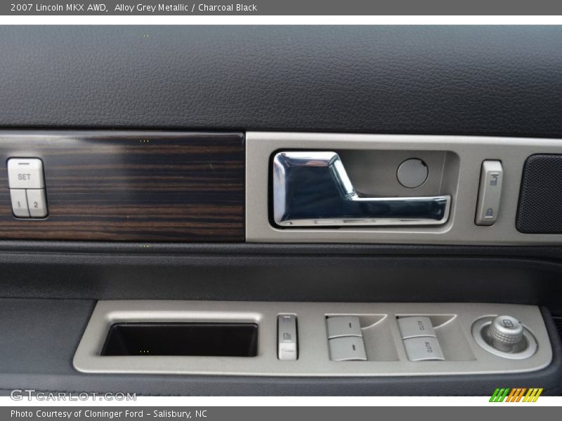 Alloy Grey Metallic / Charcoal Black 2007 Lincoln MKX AWD