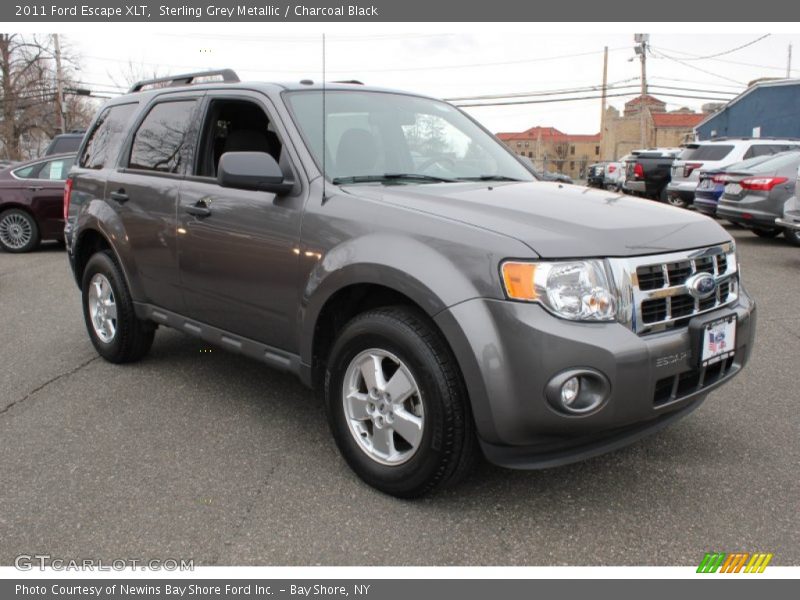 Front 3/4 View of 2011 Escape XLT