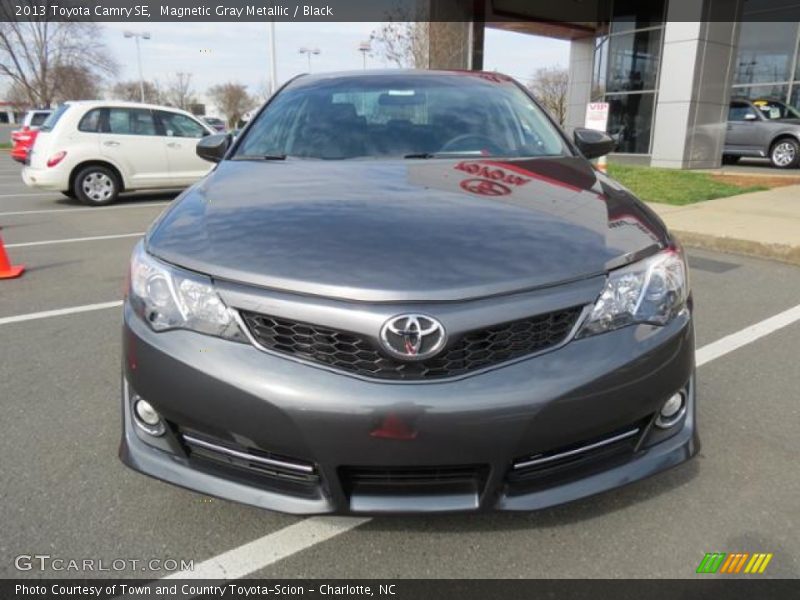 Magnetic Gray Metallic / Black 2013 Toyota Camry SE