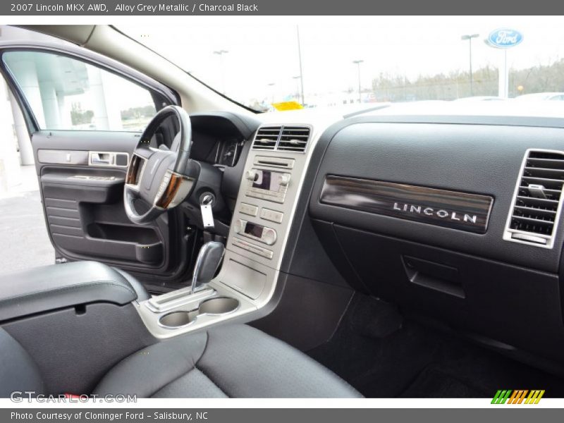 Alloy Grey Metallic / Charcoal Black 2007 Lincoln MKX AWD