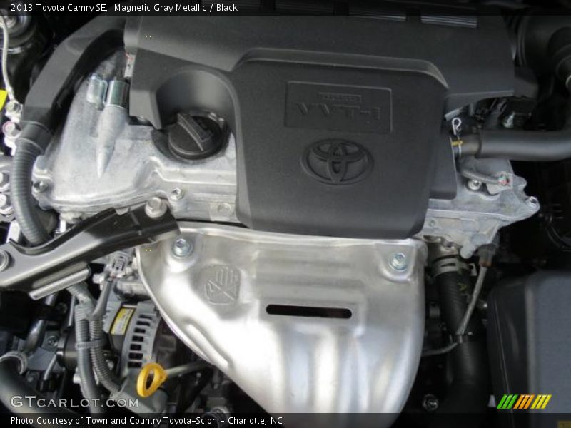 Magnetic Gray Metallic / Black 2013 Toyota Camry SE