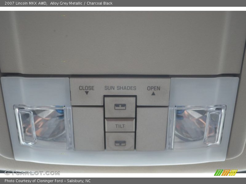 Alloy Grey Metallic / Charcoal Black 2007 Lincoln MKX AWD