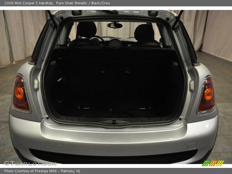 Pure Silver Metallic / Black/Grey 2009 Mini Cooper S Hardtop