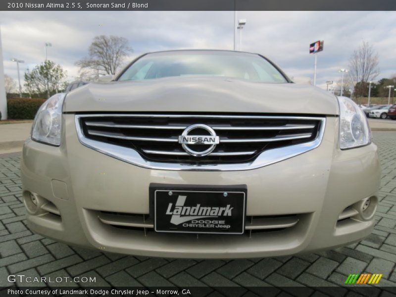 Sonoran Sand / Blond 2010 Nissan Altima 2.5 S