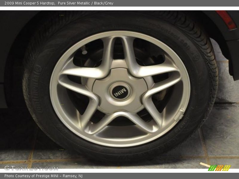 Pure Silver Metallic / Black/Grey 2009 Mini Cooper S Hardtop