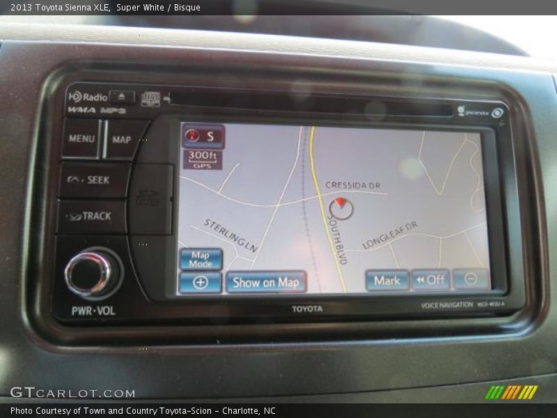 Super White / Bisque 2013 Toyota Sienna XLE