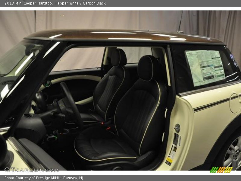 Pepper White / Carbon Black 2013 Mini Cooper Hardtop
