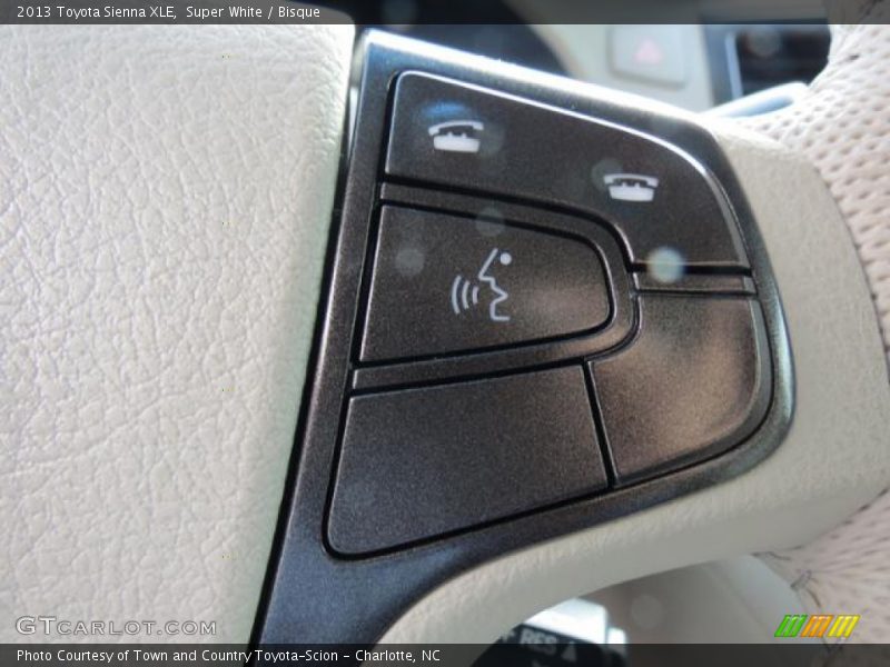Super White / Bisque 2013 Toyota Sienna XLE