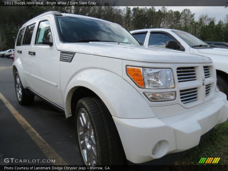 Bright White / Dark Slate Gray 2011 Dodge Nitro Heat