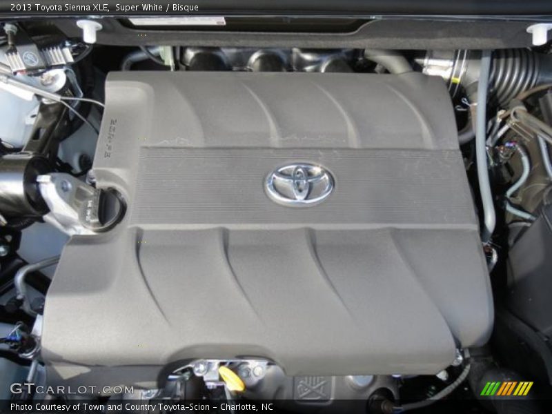 Super White / Bisque 2013 Toyota Sienna XLE