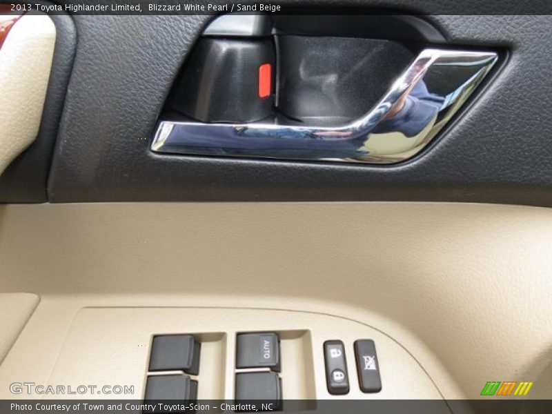 Blizzard White Pearl / Sand Beige 2013 Toyota Highlander Limited