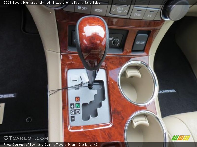 Blizzard White Pearl / Sand Beige 2013 Toyota Highlander Limited