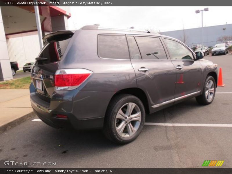 Magnetic Gray Metallic / Black 2013 Toyota Highlander Limited