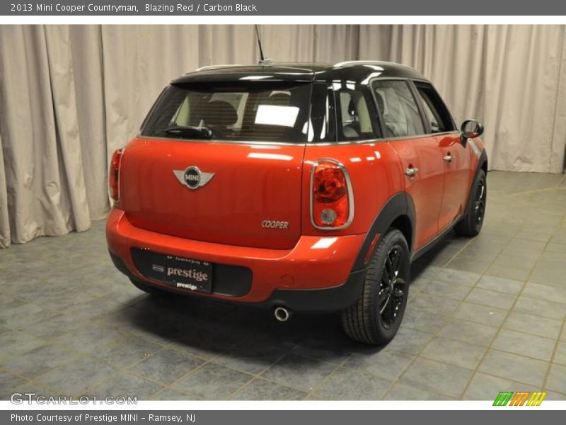Blazing Red / Carbon Black 2013 Mini Cooper Countryman