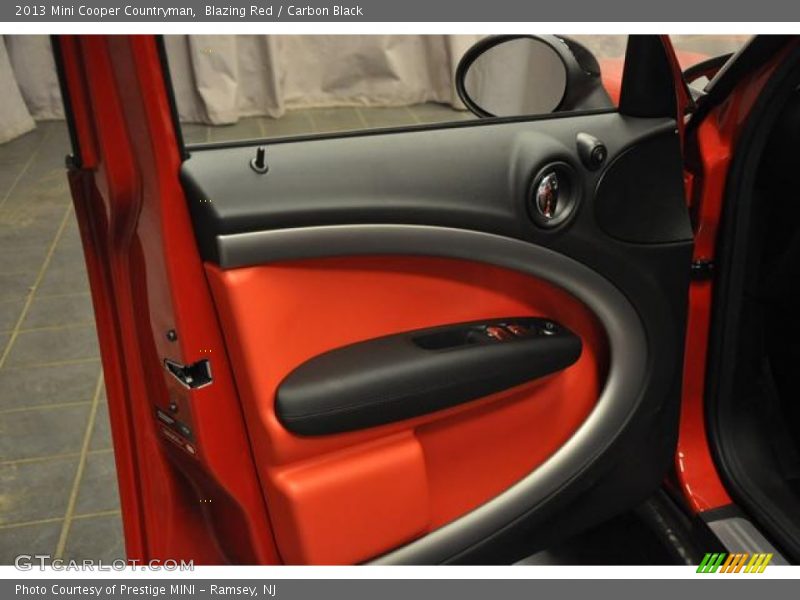 Blazing Red / Carbon Black 2013 Mini Cooper Countryman