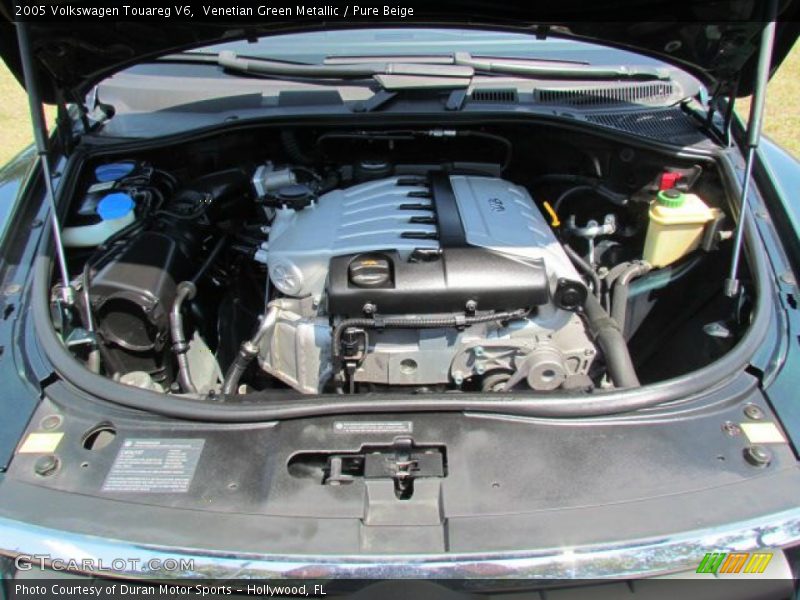 Venetian Green Metallic / Pure Beige 2005 Volkswagen Touareg V6
