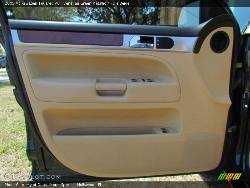 Venetian Green Metallic / Pure Beige 2005 Volkswagen Touareg V6