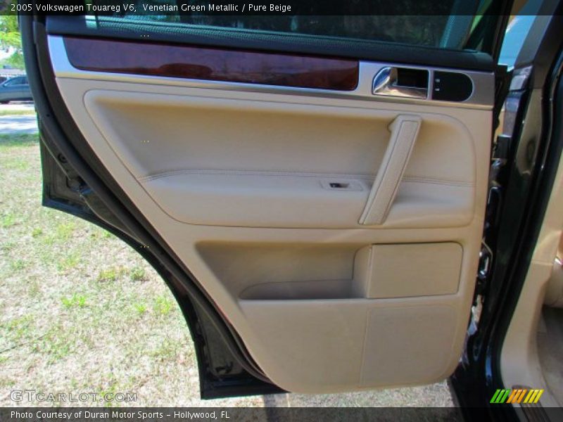 Venetian Green Metallic / Pure Beige 2005 Volkswagen Touareg V6