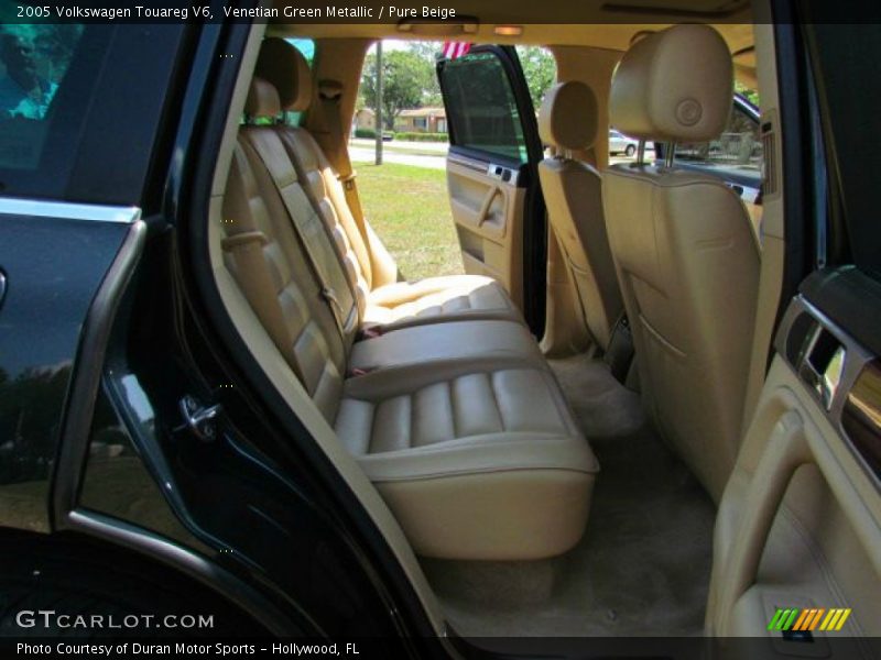 Venetian Green Metallic / Pure Beige 2005 Volkswagen Touareg V6