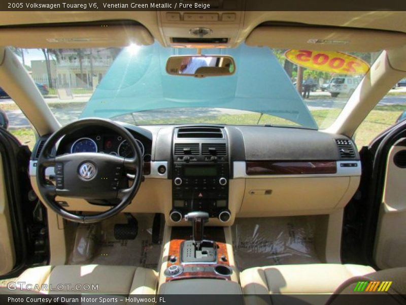 Venetian Green Metallic / Pure Beige 2005 Volkswagen Touareg V6