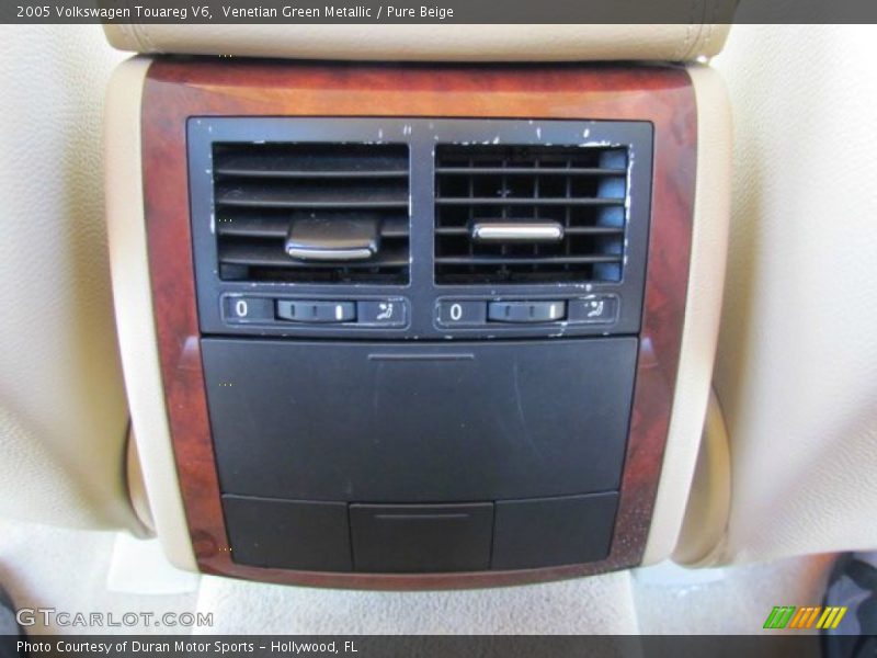 Venetian Green Metallic / Pure Beige 2005 Volkswagen Touareg V6