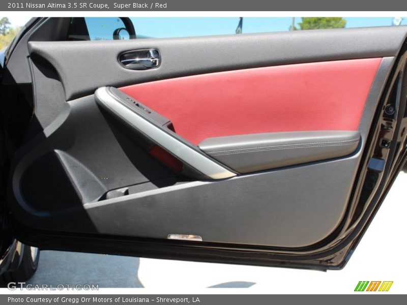 Door Panel of 2011 Altima 3.5 SR Coupe